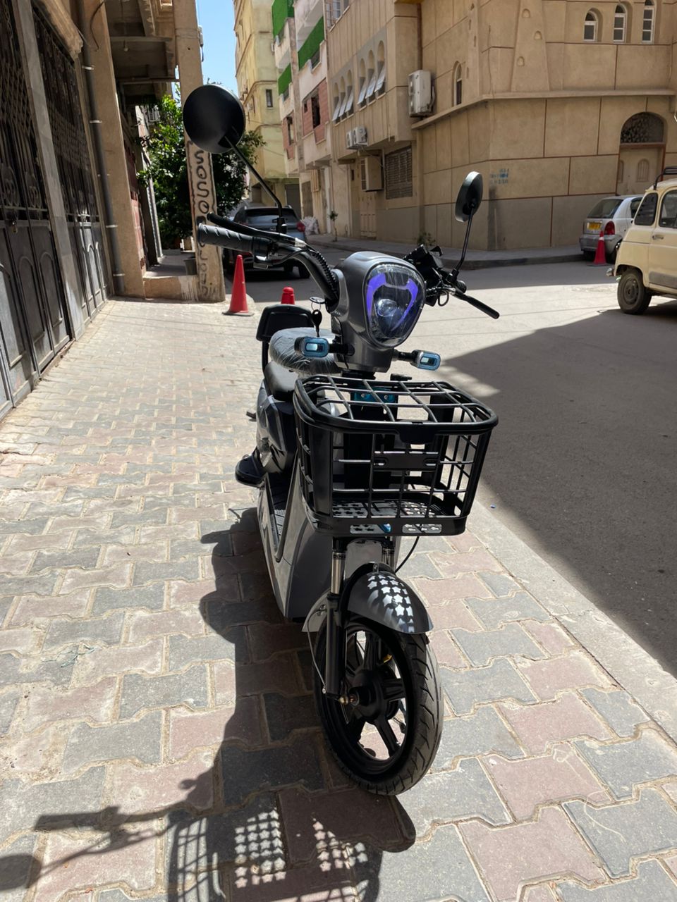moto dora electrique 350W 2025